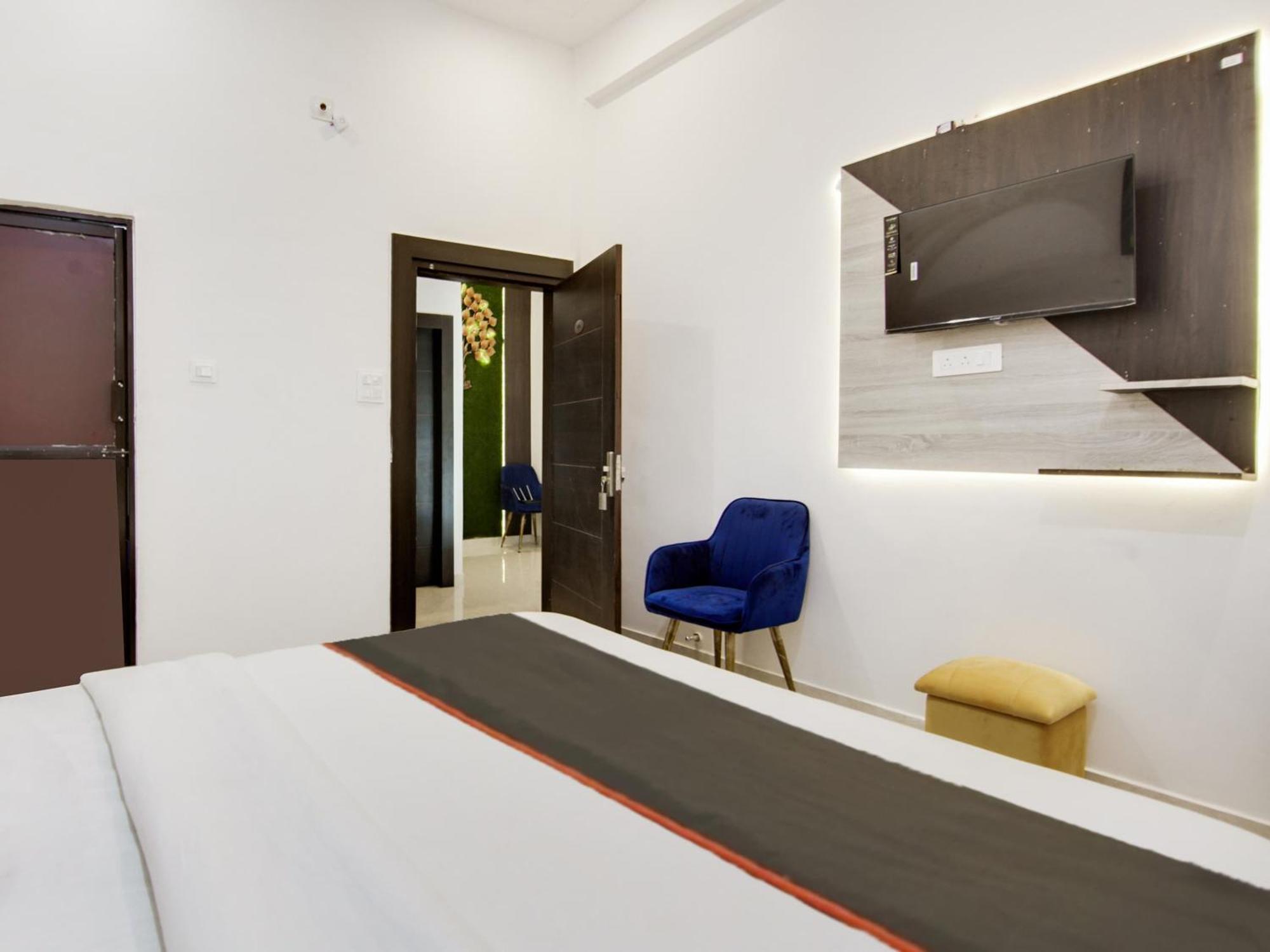 The Nines Hotel & Restro 奈尼塔尔 外观 照片